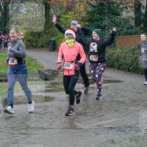 07.12.2025 - St. Pauli X-Mass-Run No. 15 Michael Burmester http://msf.ph/oto/9402484 07.12.2025 10:42:50 Laufen 298, 300, 1670 meine-sportfotos.de