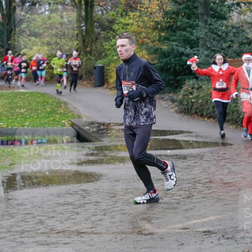 07.12.2025 - St. Pauli X-Mass-Run No. 15 Michael Burmester http://msf.ph/oto/9402496 07.12.2025 10:42:53 Laufen 1705, 602, 12 meine-sportfotos.de