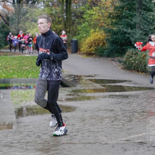 07.12.2025 - St. Pauli X-Mass-Run No. 15 Michael Burmester http://msf.ph/oto/9402500 07.12.2025 10:42:53 Laufen 312 meine-sportfotos.de