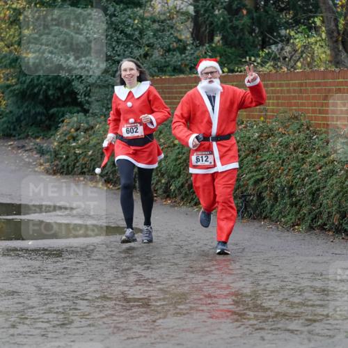 07.12.2025 - St. Pauli X-Mass-Run No. 15 Michael Burmester http://msf.ph/oto/9402502 07.12.2025 10:42:54 Laufen 602, 612 meine-sportfotos.de