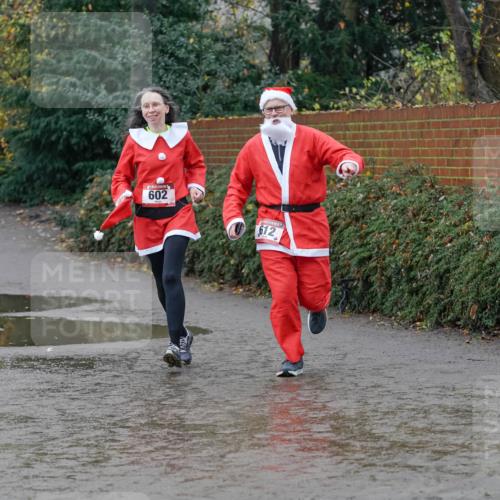 07.12.2025 - St. Pauli X-Mass-Run No. 15 Michael Burmester http://msf.ph/oto/9402503 07.12.2025 10:42:54 Laufen 602, 612 meine-sportfotos.de