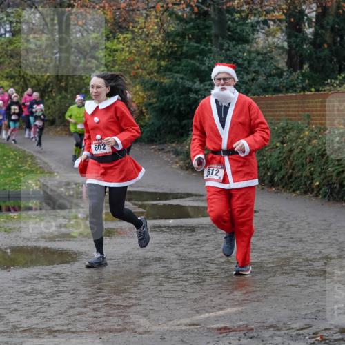 07.12.2025 - St. Pauli X-Mass-Run No. 15 Michael Burmester http://msf.ph/oto/9402507 07.12.2025 10:42:56 Laufen 602, 612 meine-sportfotos.de