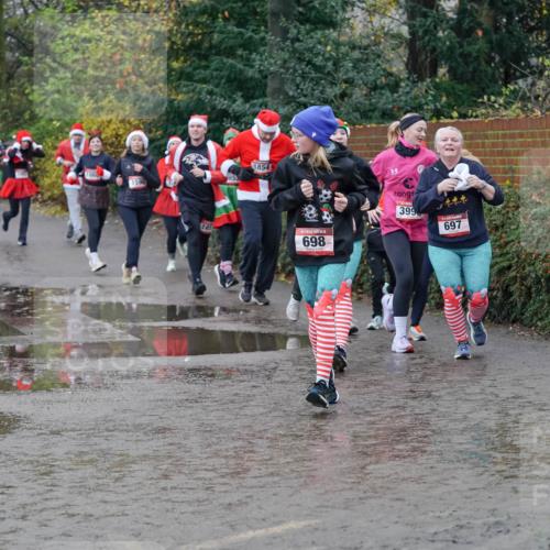 07.12.2025 - St. Pauli X-Mass-Run No. 15 Michael Burmester http://msf.ph/oto/9402539 07.12.2025 10:43:06 Laufen 1596, 853, 1854, 698, 399, 444, 697 meine-sportfotos.de