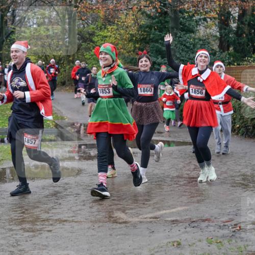 07.12.2025 - St. Pauli X-Mass-Run No. 15 Michael Burmester http://msf.ph/oto/9402565 07.12.2025 10:43:13 Laufen 1857, 1853, 1860, 5, 1856 meine-sportfotos.de