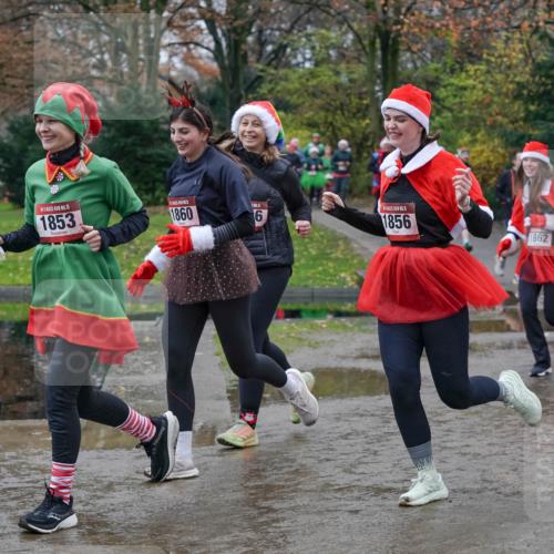 07.12.2025 - St. Pauli X-Mass-Run No. 15 Michael Burmester http://msf.ph/oto/9402572 07.12.2025 10:43:14 Laufen 357, 15, 1853, 1860, 115, 6, 1856, 1862 meine-sportfotos.de
