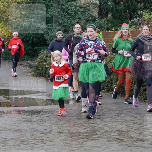 07.12.2025 - St. Pauli X-Mass-Run No. 15 Michael Burmester http://msf.ph/oto/9402581 07.12.2025 10:43:16 Laufen 3719, 2791, 2884, 831, 285, 1200 meine-sportfotos.de