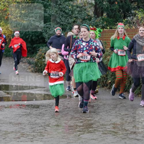 07.12.2025 - St. Pauli X-Mass-Run No. 15 Michael Burmester http://msf.ph/oto/9402582 07.12.2025 10:43:16 Laufen 766, 2884, 831, 285, 1200 meine-sportfotos.de