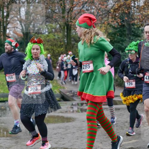 07.12.2025 - St. Pauli X-Mass-Run No. 15 Michael Burmester http://msf.ph/oto/9402602 07.12.2025 10:43:21 Laufen 766, 305, 15, 285, 126, 4793 meine-sportfotos.de