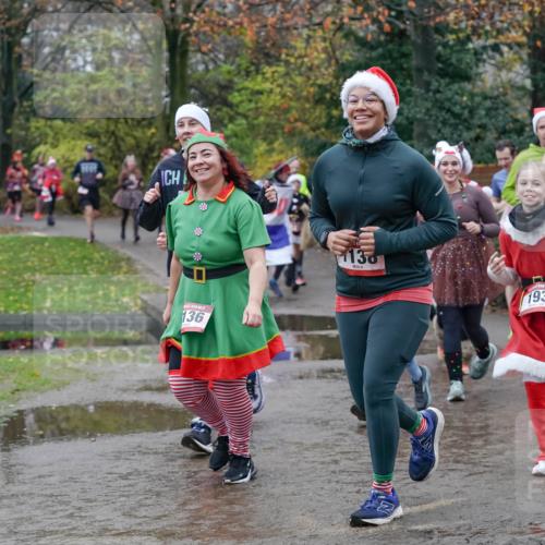 07.12.2025 - St. Pauli X-Mass-Run No. 15 Michael Burmester http://msf.ph/oto/9402630 07.12.2025 10:43:31 Laufen 136, 1138, 193, 186 meine-sportfotos.de