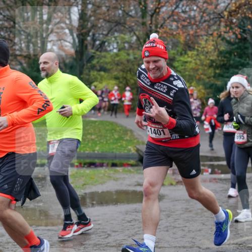 07.12.2025 - St. Pauli X-Mass-Run No. 15 Michael Burmester http://msf.ph/oto/9402678 07.12.2025 10:43:40 Laufen 1401, 1695, 1048 meine-sportfotos.de