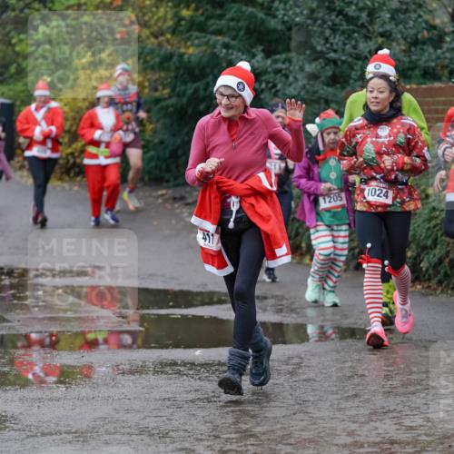 07.12.2025 - St. Pauli X-Mass-Run No. 15 Michael Burmester http://msf.ph/oto/9402699 07.12.2025 10:43:46 Laufen 411, 1205, 1024, 1025 meine-sportfotos.de