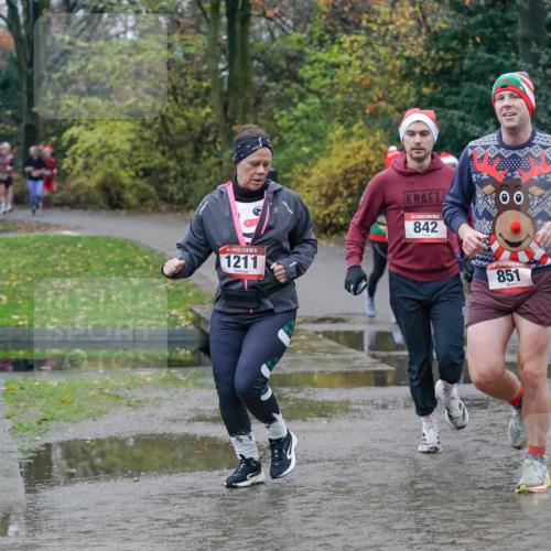 07.12.2025 - St. Pauli X-Mass-Run No. 15 Michael Burmester http://msf.ph/oto/9402726 07.12.2025 10:43:52 Laufen 15, 1211, 842, 0, 00, 851, 489 meine-sportfotos.de