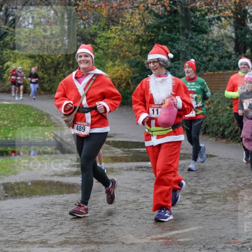 07.12.2025 - St. Pauli X-Mass-Run No. 15 Michael Burmester http://msf.ph/oto/9402737 07.12.2025 10:43:55 Laufen 15, 489, 11, 95, 575 meine-sportfotos.de
