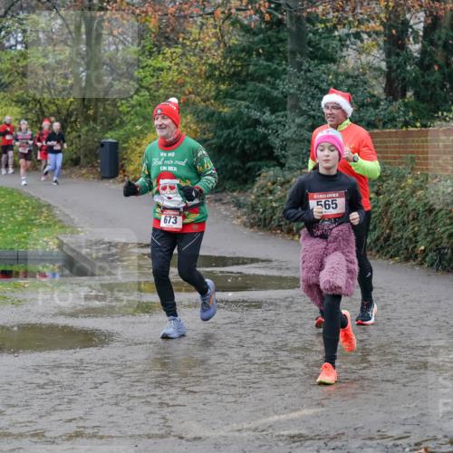 07.12.2025 - St. Pauli X-Mass-Run No. 15 Michael Burmester http://msf.ph/oto/9402742 07.12.2025 10:43:56 Laufen 673, 565 meine-sportfotos.de