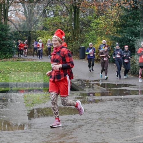 07.12.2025 - St. Pauli X-Mass-Run No. 15 Michael Burmester http://msf.ph/oto/9402756 07.12.2025 10:44:08 Laufen 1286, 558, 1751, 1634, 315, 1666, 1199 meine-sportfotos.de