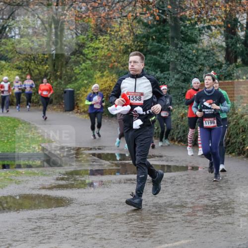 07.12.2025 - St. Pauli X-Mass-Run No. 15 Michael Burmester http://msf.ph/oto/9402758 07.12.2025 10:44:09 Laufen 1558, 1199 meine-sportfotos.de