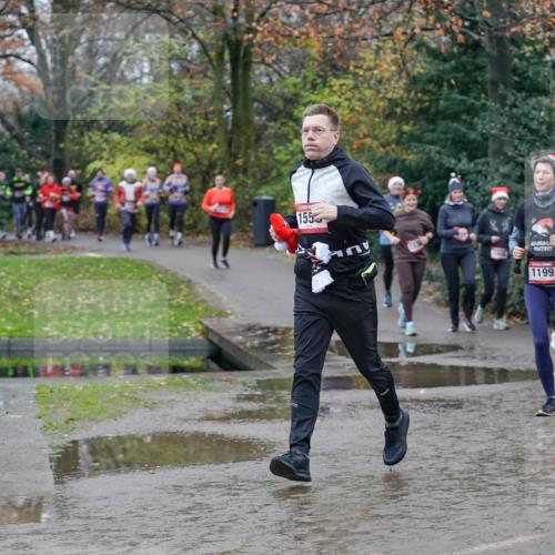 07.12.2025 - St. Pauli X-Mass-Run No. 15 Michael Burmester http://msf.ph/oto/9402761 07.12.2025 10:44:09 Laufen 155, 1199, 608 meine-sportfotos.de