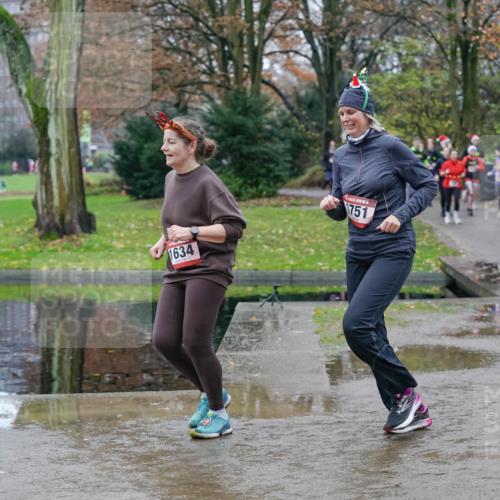 07.12.2025 - St. Pauli X-Mass-Run No. 15 Michael Burmester http://msf.ph/oto/9402792 07.12.2025 10:44:16 Laufen 1634, 1751, 1666 meine-sportfotos.de