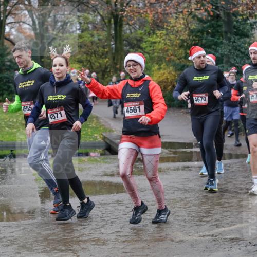 07.12.2025 - St. Pauli X-Mass-Run No. 15 Michael Burmester http://msf.ph/oto/9402836 07.12.2025 10:44:27 Laufen 0, 4565, 0, 4571, 0, 5, 4561, 4570, 4578, 4569, 563 meine-sportfotos.de