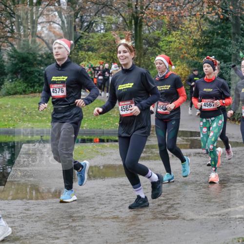 07.12.2025 - St. Pauli X-Mass-Run No. 15 Michael Burmester http://msf.ph/oto/9402848 07.12.2025 10:44:29 Laufen 578, 4576, 0, 0, 4560, 456, 456, 0, 4563, 577, 1584 meine-sportfotos.de