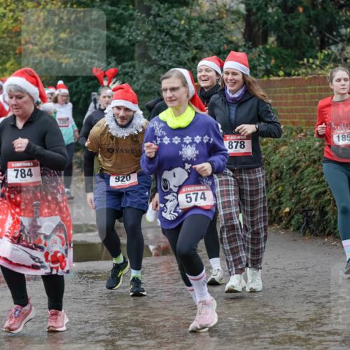 07.12.2025 - St. Pauli X-Mass-Run No. 15 Michael Burmester http://msf.ph/oto/9402884 07.12.2025 10:44:40 Laufen 953, 7287, 5, 878, 1850, 784, 920, 574 meine-sportfotos.de