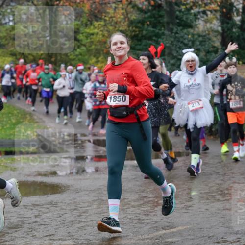 07.12.2025 - St. Pauli X-Mass-Run No. 15 Michael Burmester http://msf.ph/oto/9402894 07.12.2025 10:44:42 Laufen 1850, 273, 1208 meine-sportfotos.de
