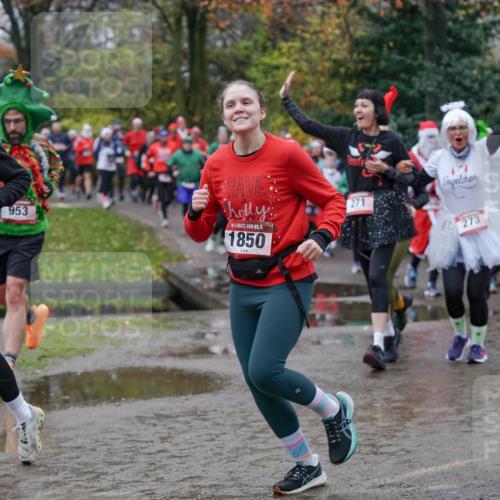 07.12.2025 - St. Pauli X-Mass-Run No. 15 Michael Burmester http://msf.ph/oto/9402896 07.12.2025 10:44:42 Laufen 5, 44, 953, 15, 1850, 271, 273, 1208 meine-sportfotos.de
