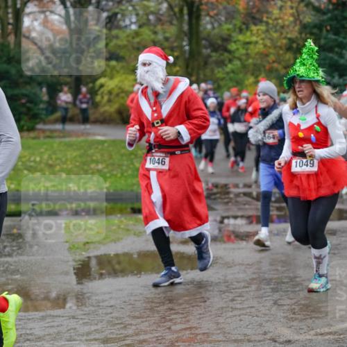 07.12.2025 - St. Pauli X-Mass-Run No. 15 Michael Burmester http://msf.ph/oto/9402916 07.12.2025 10:44:46 Laufen 5, 514, 1046, 64, 1556, 1049, 1287 meine-sportfotos.de