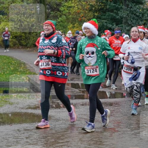 07.12.2025 - St. Pauli X-Mass-Run No. 15 Michael Burmester http://msf.ph/oto/9402932 07.12.2025 10:44:49 Laufen 3136, 3124, 080, 1309, 162 meine-sportfotos.de