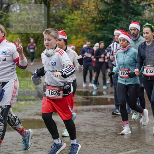 07.12.2025 - St. Pauli X-Mass-Run No. 15 Michael Burmester http://msf.ph/oto/9402942 07.12.2025 10:44:51 Laufen 5, 309, 15, 1626, 1202, 603, 591 meine-sportfotos.de
