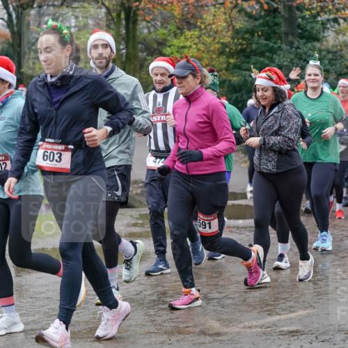 07.12.2025 - St. Pauli X-Mass-Run No. 15 Michael Burmester http://msf.ph/oto/9402949 07.12.2025 10:44:53 Laufen 1202, 603, 591, 204, 4 meine-sportfotos.de