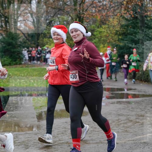 07.12.2025 - St. Pauli X-Mass-Run No. 15 Michael Burmester http://msf.ph/oto/9402994 07.12.2025 10:45:02 Laufen 15, 2403, 1429, 430 meine-sportfotos.de