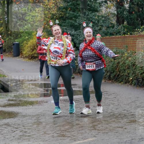 07.12.2025 - St. Pauli X-Mass-Run No. 15 Michael Burmester http://msf.ph/oto/9402999 07.12.2025 10:45:04 Laufen 1439, 1441 meine-sportfotos.de