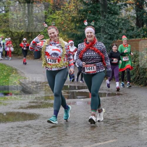 07.12.2025 - St. Pauli X-Mass-Run No. 15 Michael Burmester http://msf.ph/oto/9403003 07.12.2025 10:45:04 Laufen 15, 1439, 1441, 629 meine-sportfotos.de