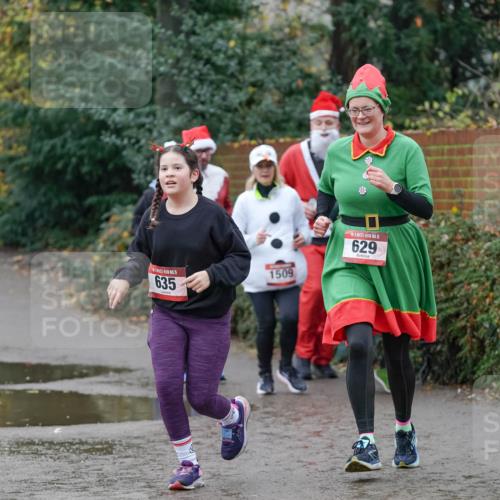 07.12.2025 - St. Pauli X-Mass-Run No. 15 Michael Burmester http://msf.ph/oto/9403011 07.12.2025 10:45:07 Laufen 5, 635, 1509, 15, 629 meine-sportfotos.de