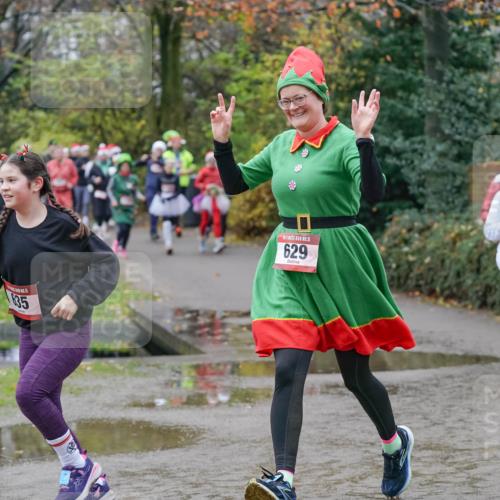 07.12.2025 - St. Pauli X-Mass-Run No. 15 Michael Burmester http://msf.ph/oto/9403018 07.12.2025 10:45:08 Laufen 635, 15, 629, 1509 meine-sportfotos.de