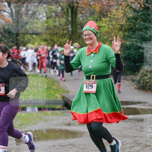 07.12.2025 - St. Pauli X-Mass-Run No. 15 Michael Burmester http://msf.ph/oto/9403020 07.12.2025 10:45:08 Laufen 635, 15, 629, 1509 meine-sportfotos.de