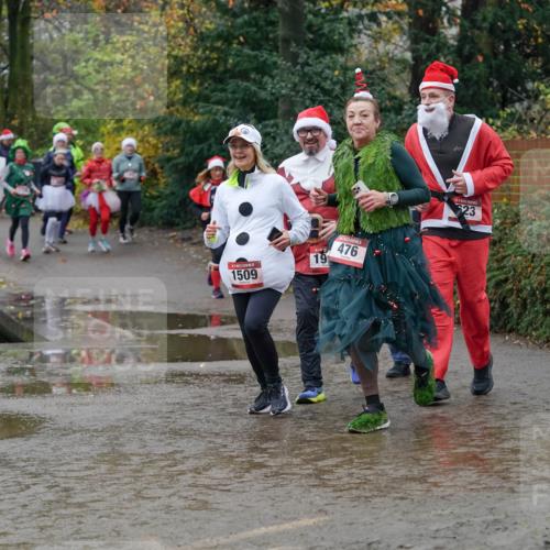 07.12.2025 - St. Pauli X-Mass-Run No. 15 Michael Burmester http://msf.ph/oto/9403025 07.12.2025 10:45:10 Laufen 1509, 19, 476, 623 meine-sportfotos.de