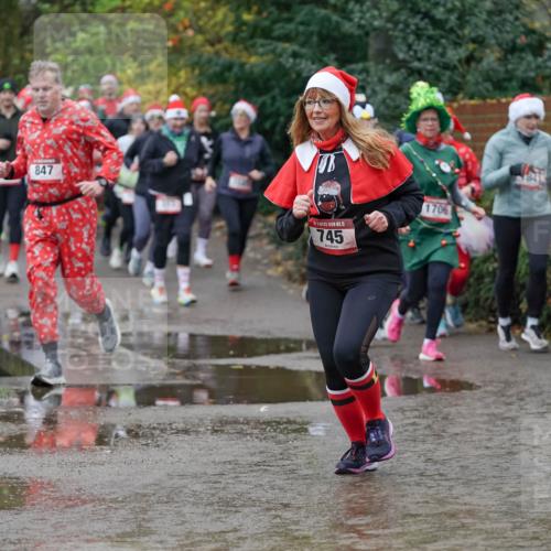 07.12.2025 - St. Pauli X-Mass-Run No. 15 Michael Burmester http://msf.ph/oto/9403041 07.12.2025 10:45:15 Laufen 847, 15, 745, 1706 meine-sportfotos.de