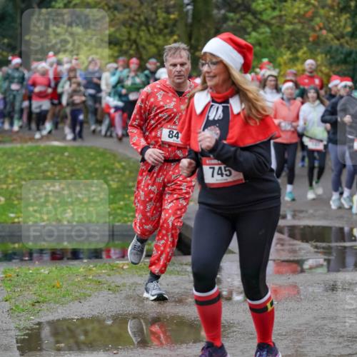 07.12.2025 - St. Pauli X-Mass-Run No. 15 Michael Burmester http://msf.ph/oto/9403047 07.12.2025 10:45:16 Laufen 84, 745, 11587 meine-sportfotos.de