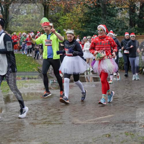 07.12.2025 - St. Pauli X-Mass-Run No. 15 Michael Burmester http://msf.ph/oto/9403064 07.12.2025 10:45:21 Laufen 708, 2006, 395, 1840 meine-sportfotos.de