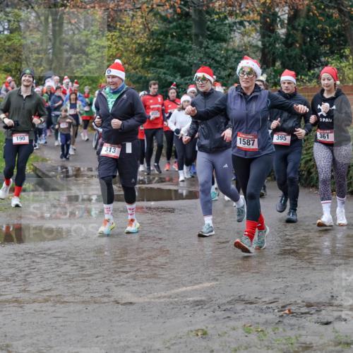07.12.2025 - St. Pauli X-Mass-Run No. 15 Michael Burmester http://msf.ph/oto/9403073 07.12.2025 10:45:23 Laufen 190, 313, 4581, 361, 395, 1587 meine-sportfotos.de