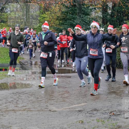07.12.2025 - St. Pauli X-Mass-Run No. 15 Michael Burmester http://msf.ph/oto/9403074 07.12.2025 10:45:23 Laufen 190, 313, 4581, 395, 1587, 361 meine-sportfotos.de