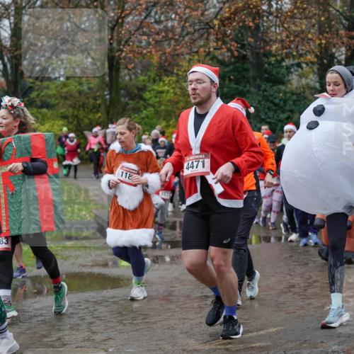 07.12.2025 - St. Pauli X-Mass-Run No. 15 Michael Burmester http://msf.ph/oto/9403151 07.12.2025 10:45:37 Laufen 1463, 83, 118, 153, 4471 meine-sportfotos.de