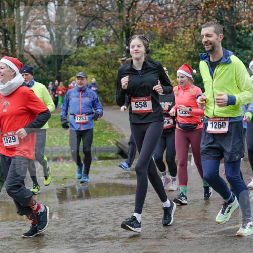 07.12.2025 - St. Pauli X-Mass-Run No. 15 Michael Burmester http://msf.ph/oto/9403190 07.12.2025 10:45:46 Laufen 1529, 1233, 15, 558, 89, 122, 15, 1260, 1230 meine-sportfotos.de