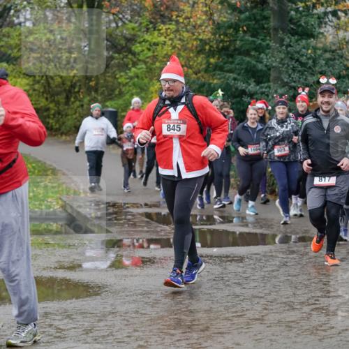 07.12.2025 - St. Pauli X-Mass-Run No. 15 Michael Burmester http://msf.ph/oto/9403551 07.12.2025 10:47:34 Laufen 135, 405, 845, 1664, 909, 817, 815 meine-sportfotos.de