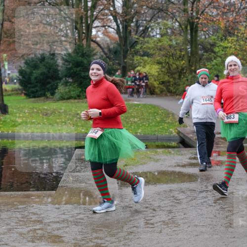 07.12.2025 - St. Pauli X-Mass-Run No. 15 Michael Burmester http://msf.ph/oto/9403601 07.12.2025 10:47:45 Laufen 684, 1645, 683, 164, 679 meine-sportfotos.de