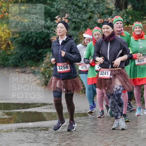 07.12.2025 - St. Pauli X-Mass-Run No. 15 Michael Burmester http://msf.ph/oto/9403641 07.12.2025 10:48:03 Laufen 15, 3256, 475, 15, 3241, 2, 425 meine-sportfotos.de