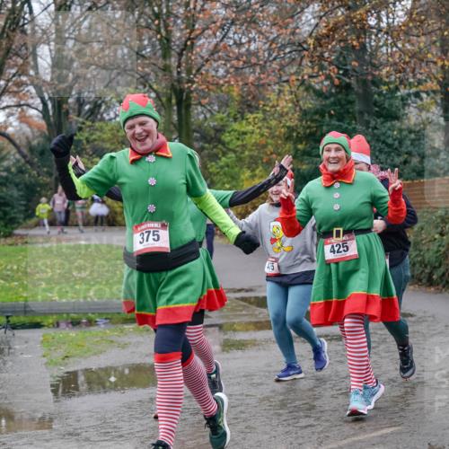 07.12.2025 - St. Pauli X-Mass-Run No. 15 Michael Burmester http://msf.ph/oto/9403650 07.12.2025 10:48:06 Laufen 375, 475, 425 meine-sportfotos.de