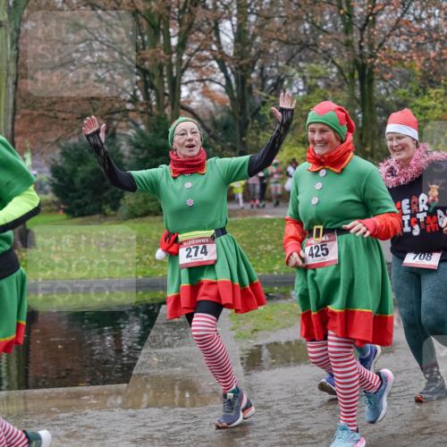 07.12.2025 - St. Pauli X-Mass-Run No. 15 Michael Burmester http://msf.ph/oto/9403654 07.12.2025 10:48:07 Laufen 15, 5, 274, 425, 5, 708 meine-sportfotos.de